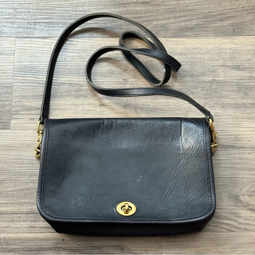 Vintage Coach Black Leather Crossbody Bag